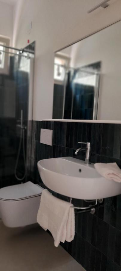 Casa Noario Lägenhet Malcesine Exteriör bild